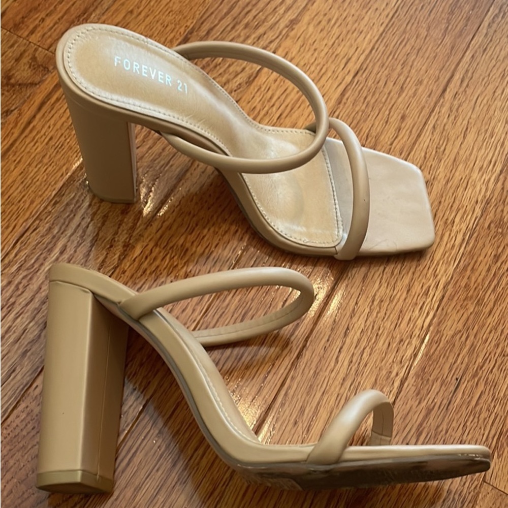 Womens heel sandals size 8